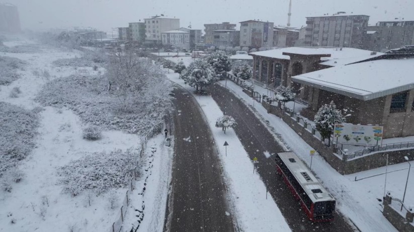 Samsun'da kara kış: 141 grup yolu ulaşıma kapandı