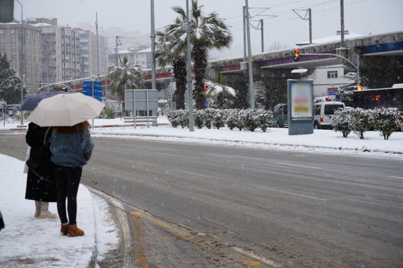 Samsun'da hayat dondu! Ulaşımda büyük sorunlar yaşandı