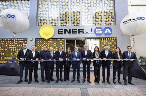 Enerjisa Enerji'nin yeni konseptli müşteri hizmetleri merkezi Adanalılarla buluştu