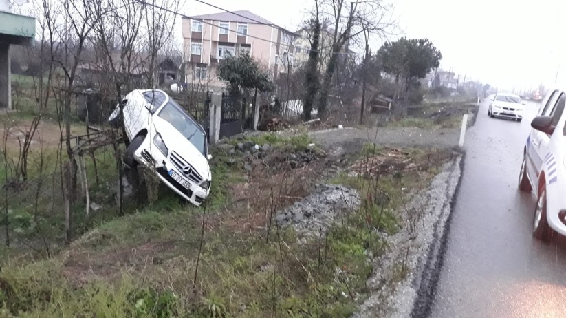 Samsun'da AK Parti ilçe başkanlarının içinde bulunduğu araç kaza yaptı!