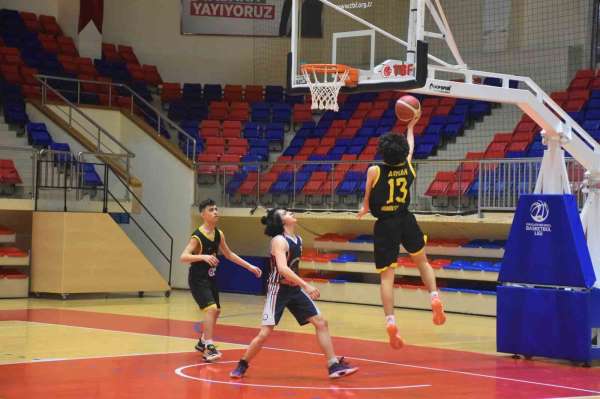 U16 Erkekler Basketbol Bölge Şampiyonası başladı