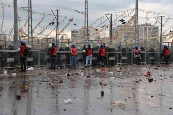 Diyarbakır'da Nevruz kutlamasında terör propagandasına 166 gözaltı