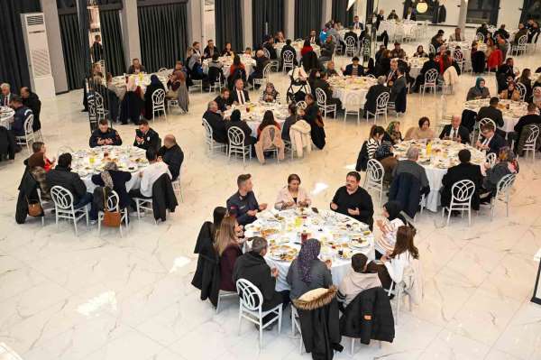 Vali Aktaş, Banaz'da şehit aileleri, gaziler ve muhtarlarla iftarda buluştu