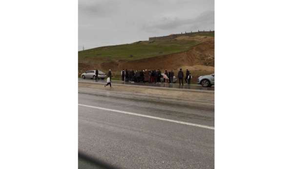 Siirt'te düğün konvoyunda kaza: 2 yaralı