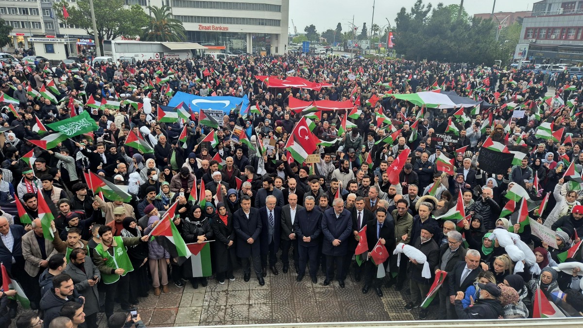 Samsun'da meydan Filistin'e destek için doldu