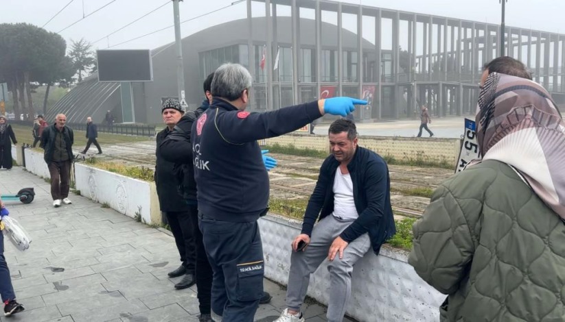 Samsun'da hafif ticari araç ile otomobil çarpıştı: 2 yaralı