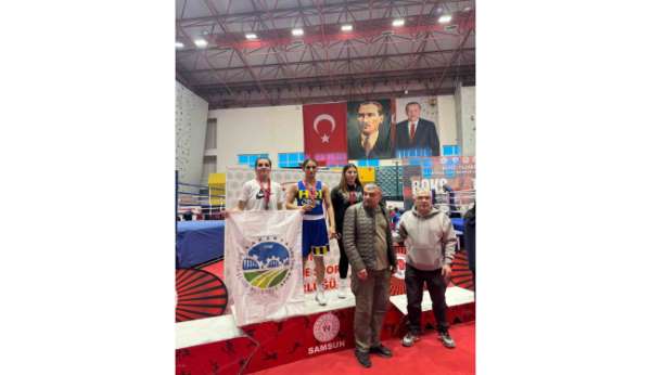 Büyükşehir sporcusundan gururlandıran başarı