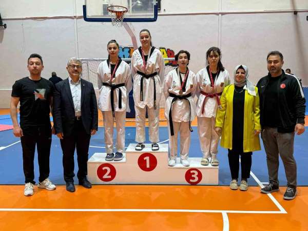 Kayseri Şampiyonası'na 20 kulüp 200'e yakın sporcu katıldı.