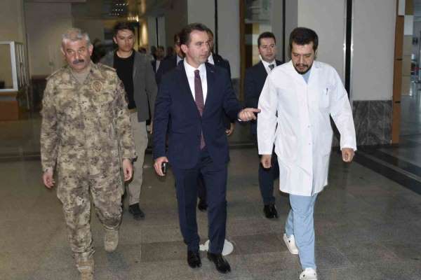 Bitlis'te göreve giden polisler kaza yaptı: 2 yaralı