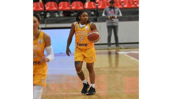Melikgazi Kayseri, Crystal Simone Dangerfield ile yeniden anlaştı
