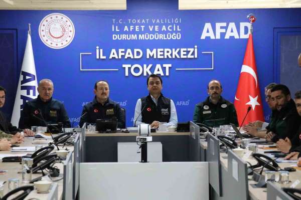 Tokat'ta 15 bin kişi güvenli alanlara tahliye edildi