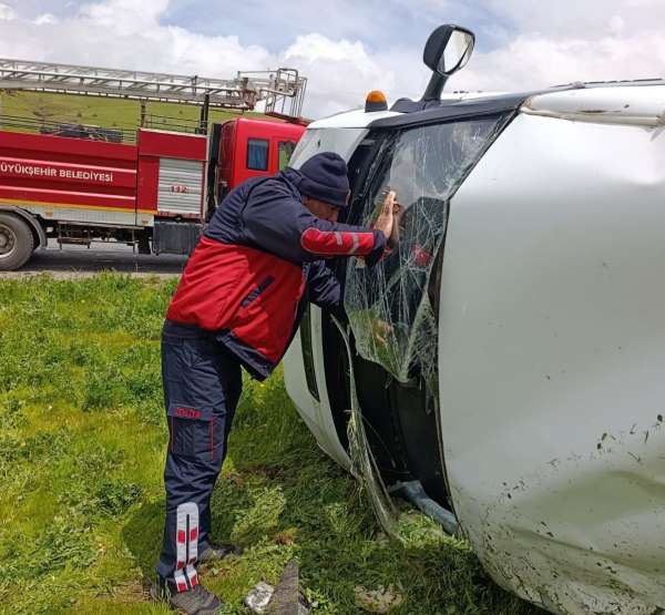 Van'da trafik kazası: 2 yaralı