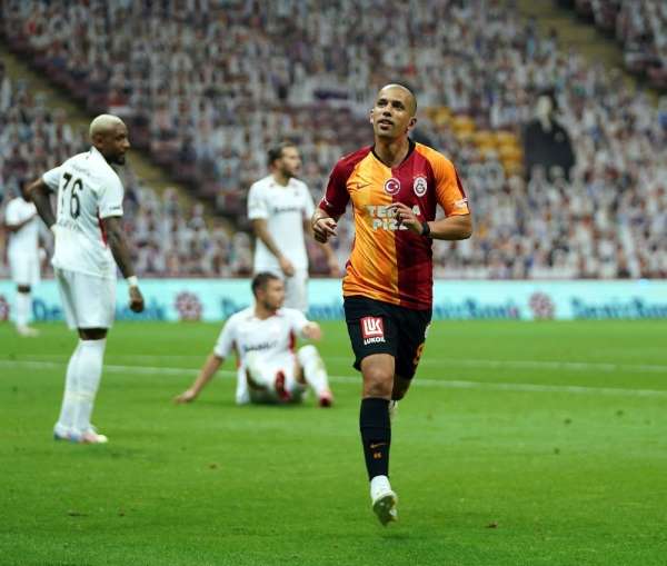 Feghouli'den hem gol hem asist