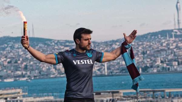 Ünlü oyuncu Emre Keskin, maça gittiği Trabzon'da mahsur kaldı! 