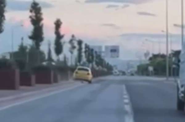 Konya'da ticari taksi takla attı, ölümlü kaza anbean kameraya yansıdı