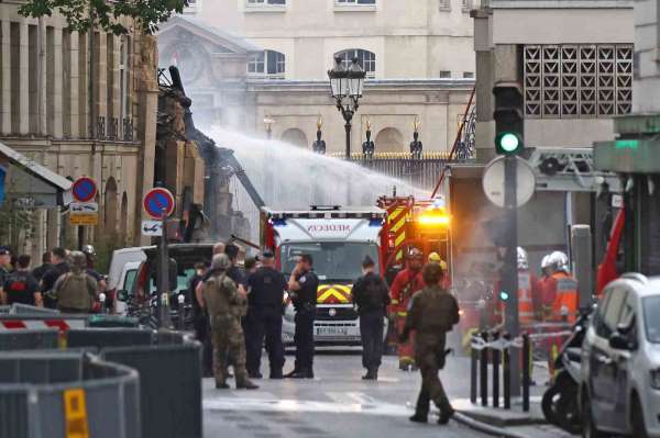 Paris'teki patlamada yaralı sayısı 37'ye yükseldi
