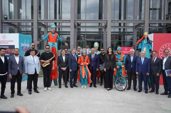 Kültür Yolu Festivali başladı: 'Samsun'dan dünya kültür turizmine büyük katkı'