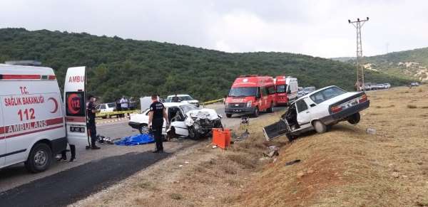 Adana'da feci kaza: 1 ölü, 4 yaralı 
