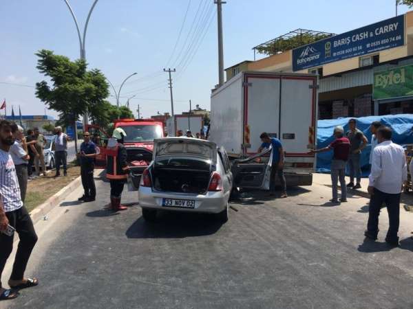 Tarsus'ta trafik kazası: 2 yaralı 