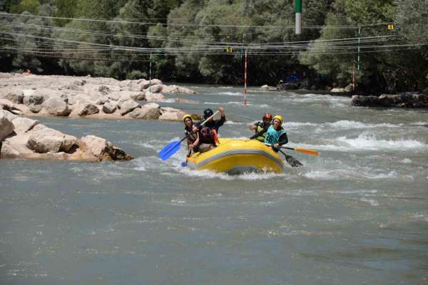 Tunceli'de, Rafting Türkiye Kulüpler Kupası düzenlendi