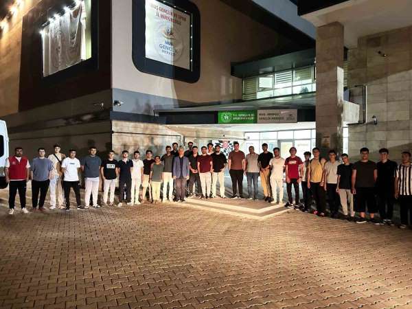 Muşlu gençler Rize Fındıklı Kampı'na uğurlandı