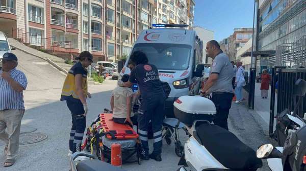 Sinop'ta elektrikli motosiklet devrildi