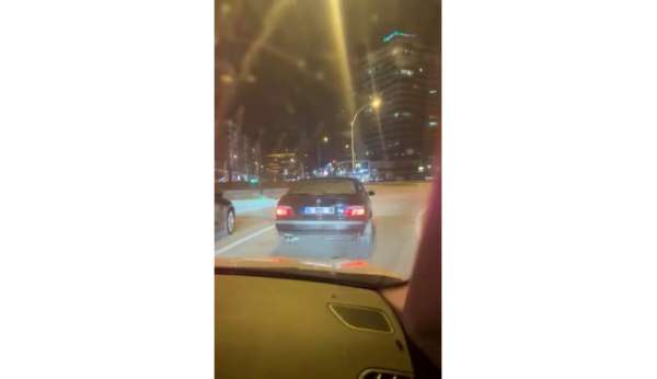 Drift atarken kazadan kıl payı kurtuldu