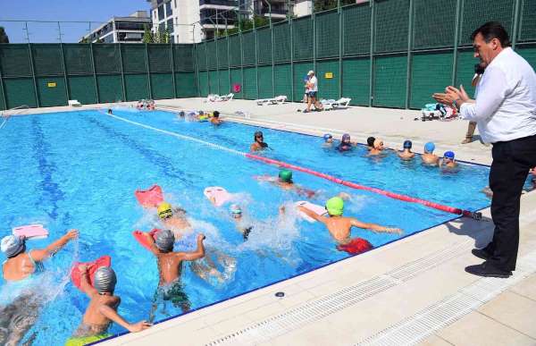 Çocuklar sağlıklı hayat için 'Kulaç' atıyor