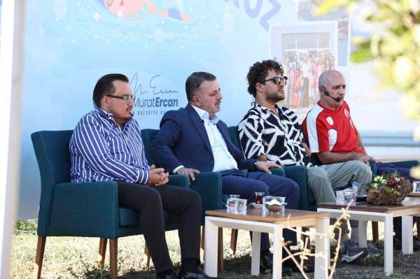 Milli yüzücü Hamit Demir, başarı hikayesini Sincan'da paylaştı