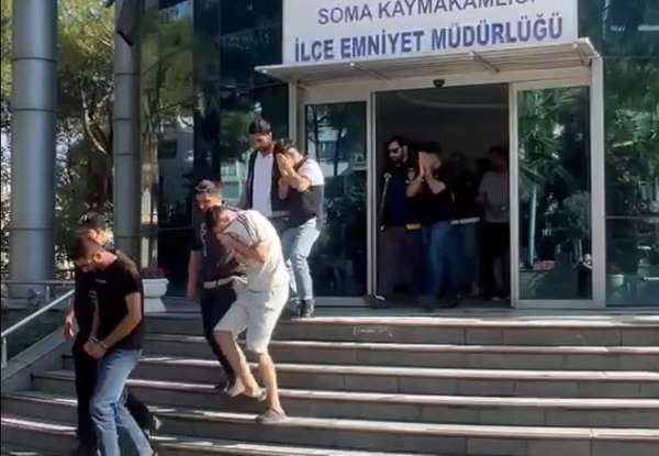 300 milyon liralık para trafiğinin şüphelileri adliyeye sevk edildi