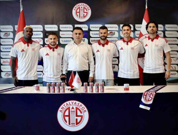 Antalyaspor transfer yasağını kaldırdı, 5 futbolcuyla sözleşme imzaladı