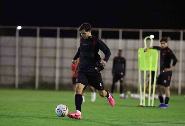 Sivasspor'da Manisa FK maçı hazırlıkları sürüyor