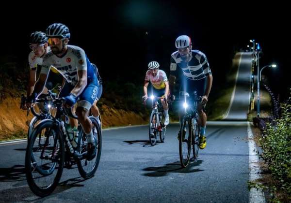 Bilecikli milli bisikletçi Mert Hüner'den başarı