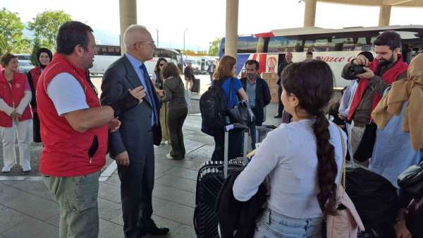 Düzce'de üniversitelilere 'hoş geldin' karşılaması