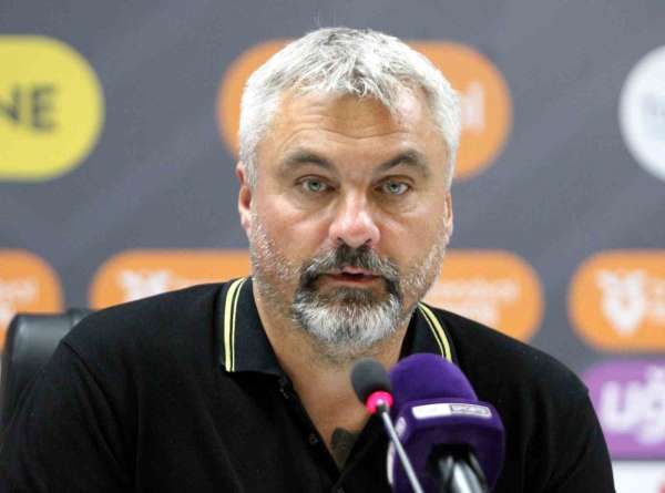 Thomas Reis: 'Bu zeminde kendi oyunumuzu oynamakta çok zorlanıyoruz'