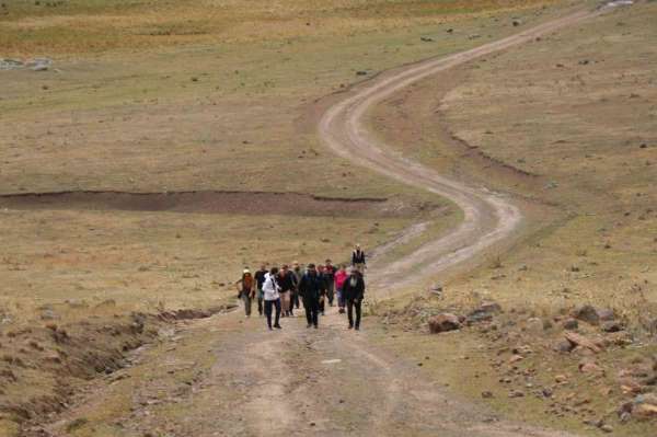 Üç ilin kesiştiği noktada muhteşem rota: Bulutların altında 15 kilometrelik yolculuk
