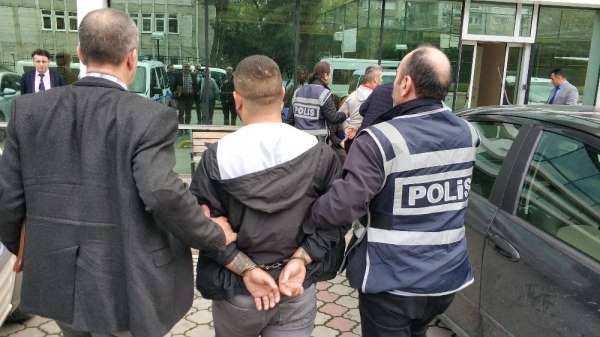 Firariyi yakamaya çalışan polise mukavemette bulunan 3 kişi tutuklandı 