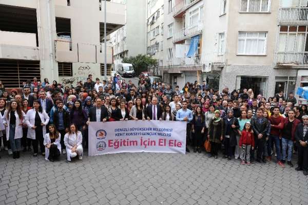Denizli'de üniversite adaylarına eğitim desteği 