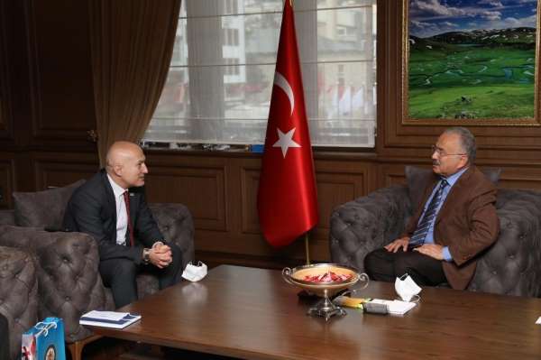 Gürcistan Başkonsolos Japaridze: 'Türkiye'nin başarılarını takip ediyoruz' 
