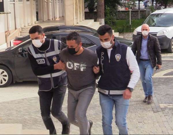 Konya'da avukatı bıçaklayan zanlı adliyeye sevk edildi 