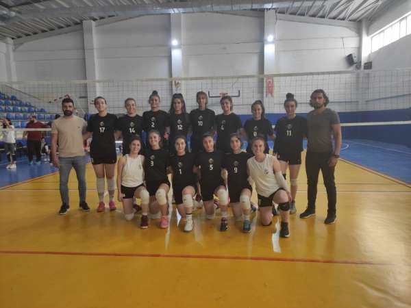 Van Büyükşehir Belediyesi Kadın Voleybol Takımından sezon hazırlığı 