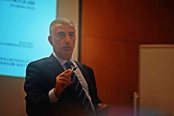 KTÜ'deki seminerde Kanal İstanbul ve Türk Denizciliği konuşuldu - Trabzon haber