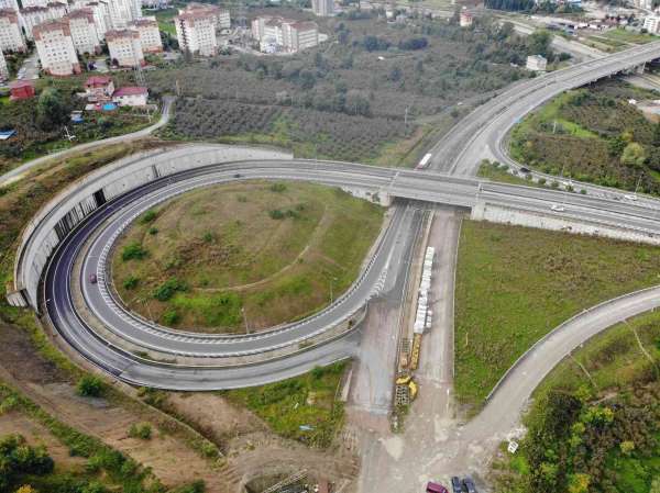 Türkiye'nin en pahalı yol projesi olan Ordu Çevre yolunda çalışmalar sürüyor