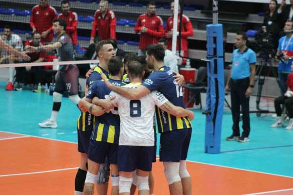 Bakan Bak, Malatya'da Şampiyonlar Kupası maçını izledi