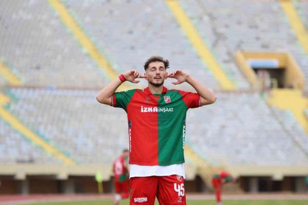 Karşıyaka'da Yasin Uzunoğlu dikkatleri çekiyor