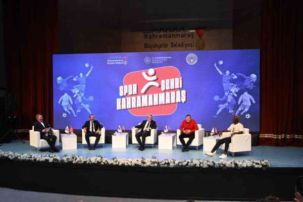 Türk futbolunun efsane isimleri, spor şehri Kahramanmaraş'ta buluştu