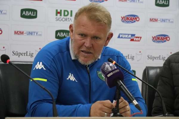 Prosinecki: 'Rakipten daha iyi oynayarak maçı kaybediyoruz'