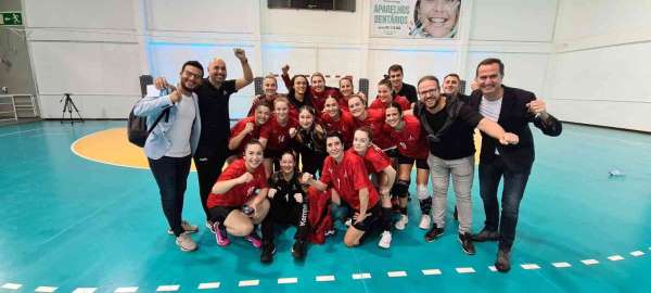 İzmir Büyükşehir Belediyesi Kadın Hentbol Takımı, Portekiz'de turladı