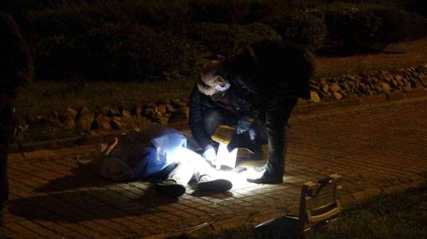 Trabzon'da genç bir kız köprüden atlayarak intihar etti