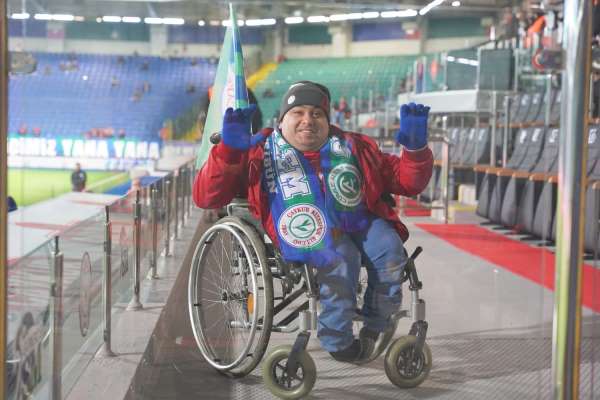 Çaykur Rizespor aşkı engel tanımıyor